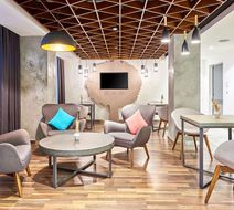 Park Inn by Radisson Kyiv Troyitska Lobby