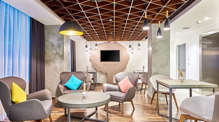 Park Inn by Radisson Kyiv Troyitska Lobby