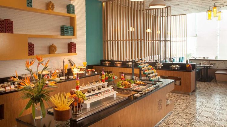 Park Inn by Radisson Gurgaon Bilaspur Restaurant