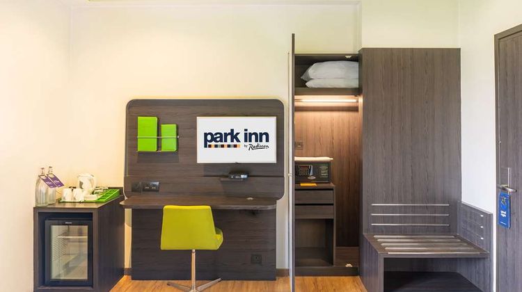 Park Inn By Radisson Delhi Lajpat Nagar Room