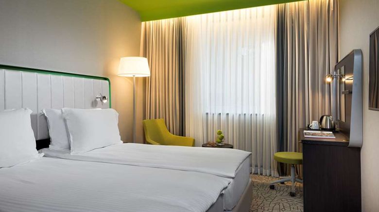 <b>Park Inn By Radisson Istanbul Atasehir Room</b>. Images powered by <a href="https://iceportal.shijigroup.com/" title="IcePortal" target="_blank">IcePortal</a>.