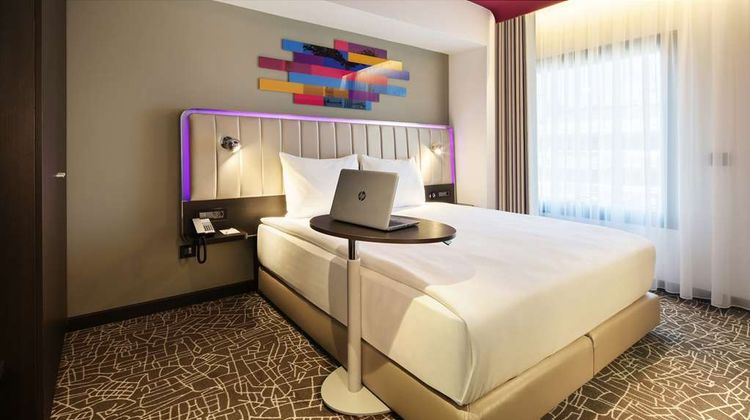 Park Inn by Radisson Izmir Suite