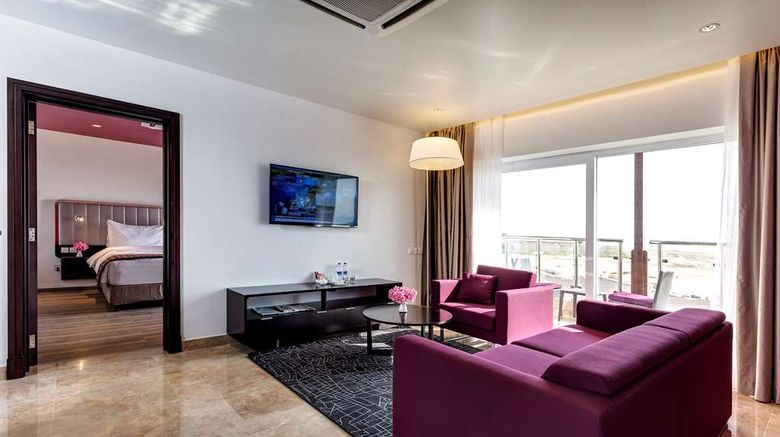 <b>Park Inn by Radisson Hotel Duqm Suite</b>. Images powered by <a href="https://iceportal.shijigroup.com/" title="IcePortal" target="_blank">IcePortal</a>.