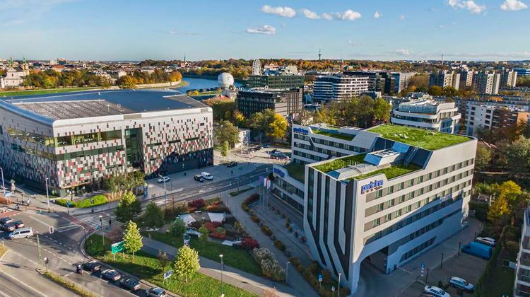 Park Inn by Radisson Krakow Exterior