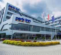 Park Inn by Radisson Krakow Exterior