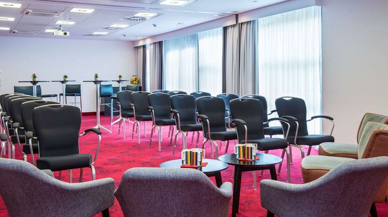 <b>Park Inn by Radisson Luxembourg City Meeting</b>. Images powered by <a href="https://iceportal.shijigroup.com/" title="IcePortal" target="_blank">IcePortal</a>.