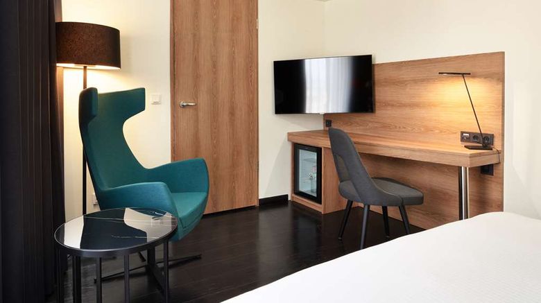 <b>Park Inn by Radisson Luxembourg City Room</b>. Images powered by <a href="https://iceportal.shijigroup.com/" title="IcePortal" target="_blank">IcePortal</a>.