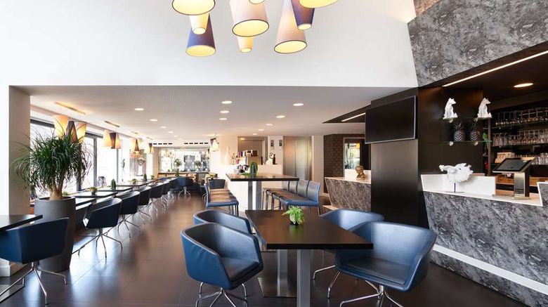 <b>Park Inn by Radisson Luxembourg City Restaurant</b>. Images powered by <a href="https://iceportal.shijigroup.com/" title="IcePortal" target="_blank">IcePortal</a>.
