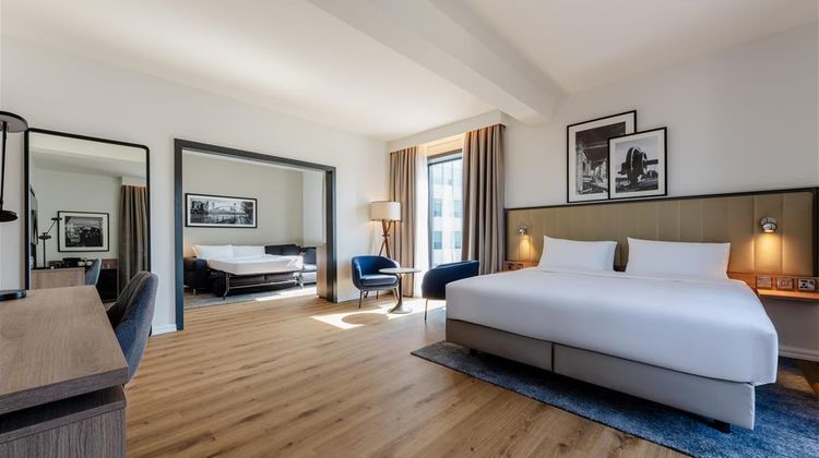 RD Hotel Manchester City Centre Net Zero Suite