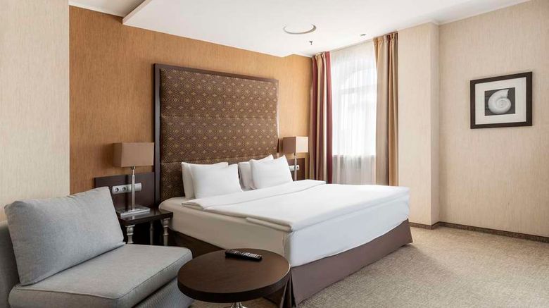 <b>Park Inn by Radisson Sadu Suite</b>. Images powered by <a href="https://iceportal.shijigroup.com/" title="IcePortal" target="_blank">IcePortal</a>.