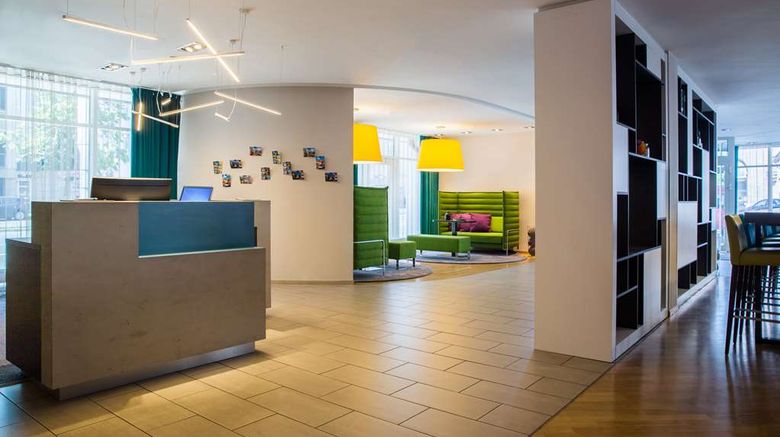 <b>Park Inn by Radisson Nuremberg Lobby</b>. Images powered by <a href="https://iceportal.shijigroup.com/" title="IcePortal" target="_blank">IcePortal</a>.