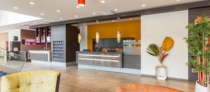 Park Inn by Radisson Neumarkt Lobby