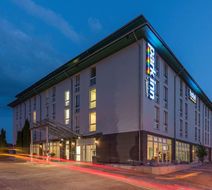 Park Inn By Radisson Goettingen Exterior