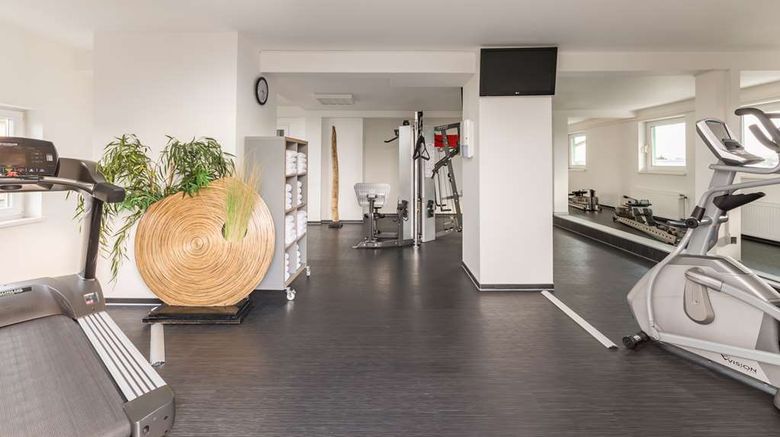 <b>Park Inn By Radisson Goettingen Health</b>. Images powered by <a href="https://iceportal.shijigroup.com/" title="IcePortal" target="_blank">IcePortal</a>.