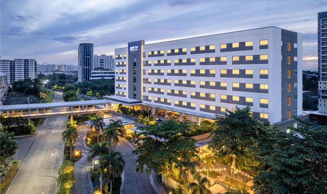Park Inn by Radisson Davao Exterior
