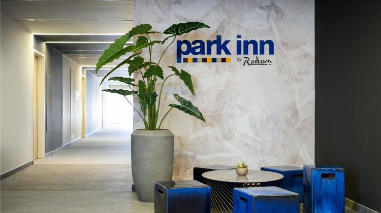 Park Inn by Radisson Sarvar Exterior