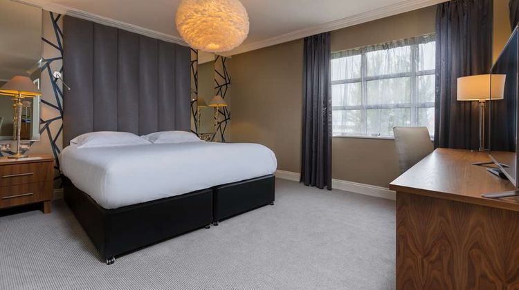 Park Inn Hotel Shannon Airport Suite