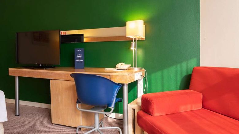 <b>Cosmos Yekaterinburg Hotel Room</b>. Images powered by <a href="https://iceportal.shijigroup.com/" title="IcePortal" target="_blank">IcePortal</a>.