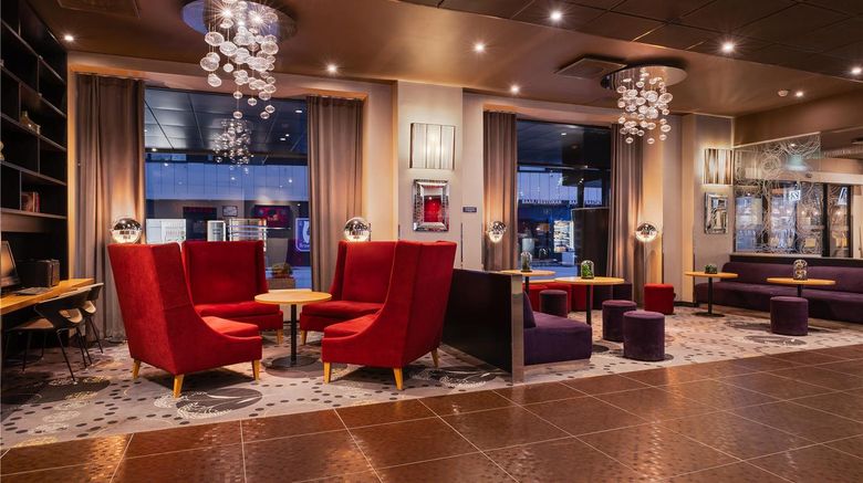 <b>Park Inn by Radisson Central Tallinn Lobby</b>. Images powered by <a href="https://iceportal.shijigroup.com/" title="IcePortal" target="_blank">IcePortal</a>.