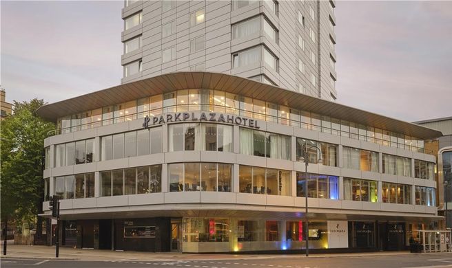 Park Plaza Leeds Exterior