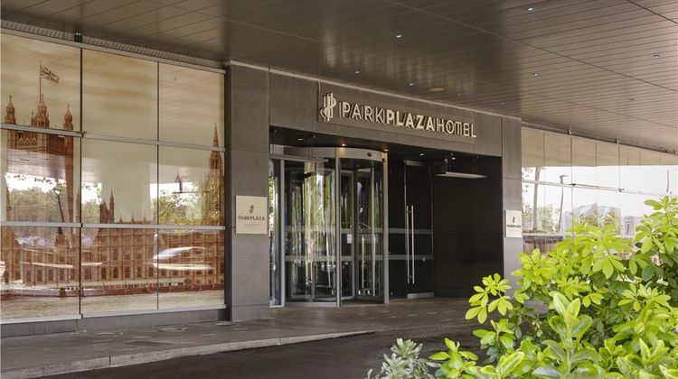 Park Plaza London Riverbank Exterior