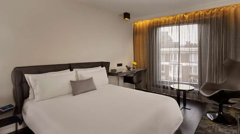 <b>Park Plaza London Waterloo Room</b>. Images powered by <a href="https://iceportal.shijigroup.com/" title="IcePortal" target="_blank">IcePortal</a>.