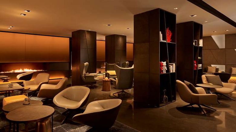 <b>Park Plaza London Waterloo Restaurant</b>. Images powered by <a href="https://iceportal.shijigroup.com/" title="IcePortal" target="_blank">IcePortal</a>.