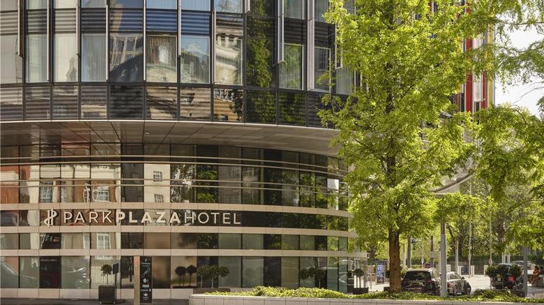 <b>Park Plaza Westminster Bridge London Exterior</b>. Images powered by <a href="https://iceportal.shijigroup.com/" title="IcePortal" target="_blank">IcePortal</a>.