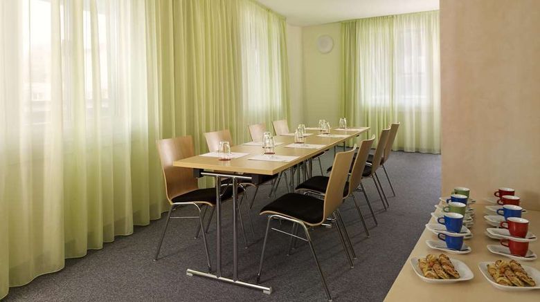 <b>Park Plaza Berlin Meeting</b>. Images powered by <a href="https://iceportal.shijigroup.com/" title="IcePortal" target="_blank">IcePortal</a>.
