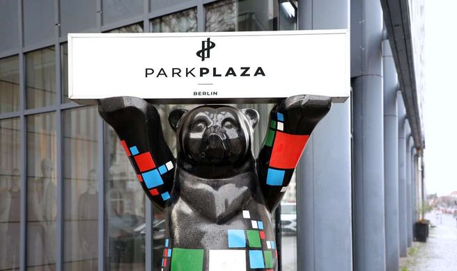 Park Plaza Berlin Exterior