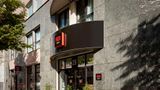 Radisson RED Berlin Kudamm Exterior