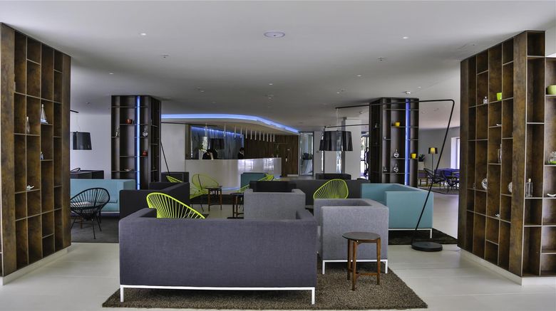 <b>Park Plaza Belvedere Medulin Lobby</b>. Images powered by <a href="https://iceportal.shijigroup.com/" title="IcePortal" target="_blank">IcePortal</a>.
