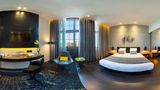 <b>art'otel Amsterdam Room</b>. Virtual Tours powered by <a href="https://iceportal.shijigroup.com/" title="IcePortal" target="_blank">IcePortal</a>.