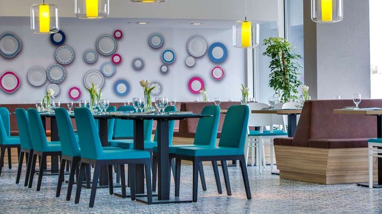 <b>Park Inn by Radisson Dammam Restaurant</b>. Images powered by <a href="https://iceportal.shijigroup.com/" title="IcePortal" target="_blank">IcePortal</a>.
