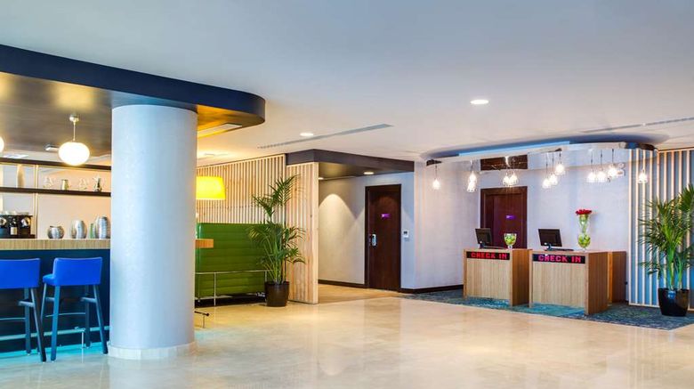 <b>Park Inn by Radisson Dammam Lobby</b>. Images powered by <a href="https://iceportal.shijigroup.com/" title="IcePortal" target="_blank">IcePortal</a>.