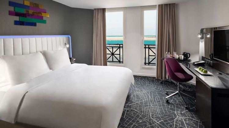 Park Inn by Radisson Dammam Suite