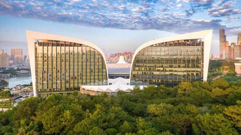 <b>Howard Johnson CAEXPO Plaza Nanning Exterior</b>. Images powered by <a href="https://iceportal.shijigroup.com/" title="IcePortal" target="_blank">IcePortal</a>.