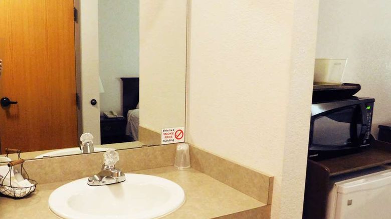 <b>Americas Best Value Inn Fredonia Room</b>. Images powered by <a href="https://iceportal.shijigroup.com/" title="IcePortal" target="_blank">IcePortal</a>.