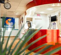 Comfort Hotel Montlucon Lobby