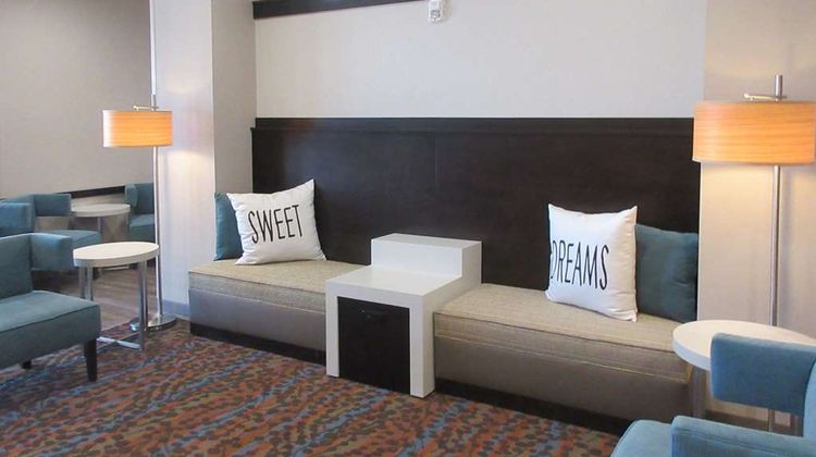 Sleep Inn & Suites Oregon Lobby