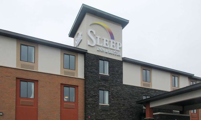 Sleep Inn & Suites Oregon Exterior