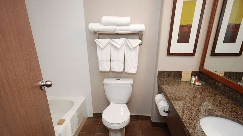 <b>Homesuites Regina East Room</b>. Images powered by <a href="https://iceportal.shijigroup.com/" title="IcePortal" target="_blank">IcePortal</a>.