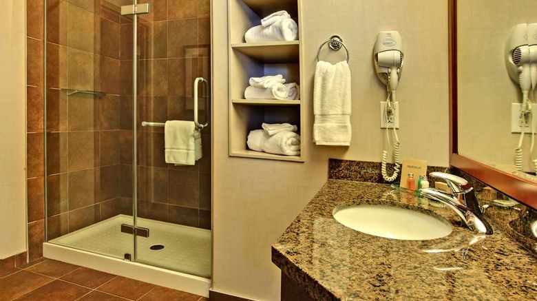 <b>Homesuites Regina East Room</b>. Images powered by <a href="https://iceportal.shijigroup.com/" title="IcePortal" target="_blank">IcePortal</a>.