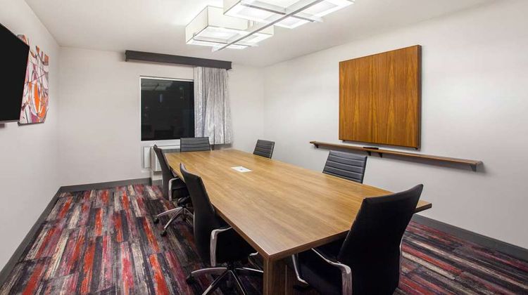 La Quinta Inn & Suites Madera Meeting