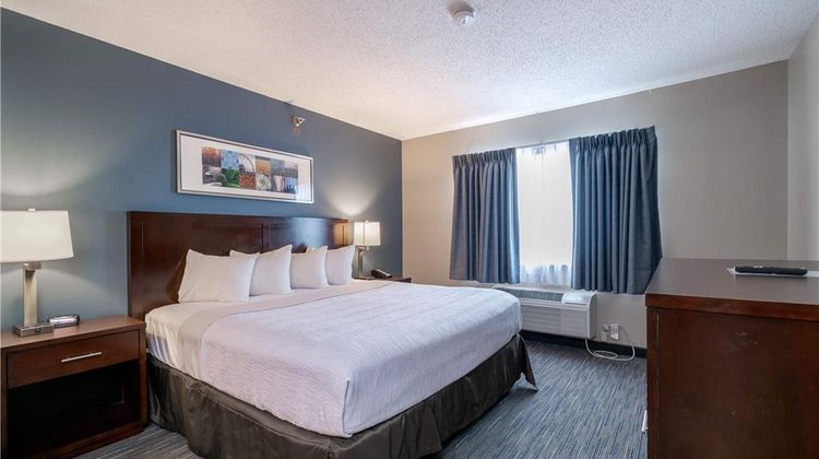Wingate by Wyndham Great Falls Room