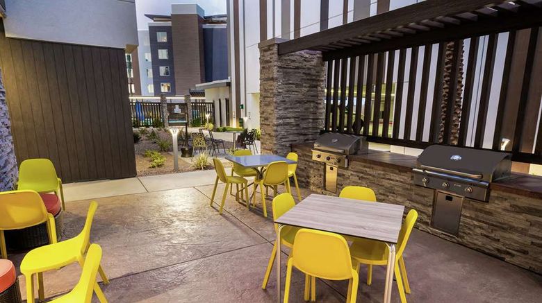 <b>Home2 Suites Las Vegas Tropicana Ave Exterior</b>. Images powered by <a href="https://iceportal.shijigroup.com/" title="IcePortal" target="_blank">IcePortal</a>.