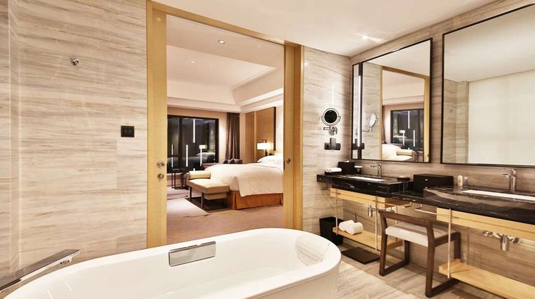 <b>Hilton Suzhou Room</b>. Images powered by <a href="https://iceportal.shijigroup.com/" title="IcePortal" target="_blank">IcePortal</a>.