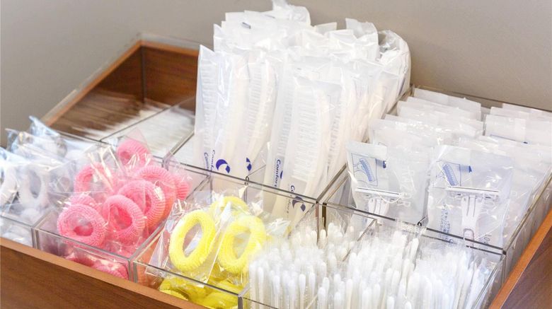 <b>Comfort Hotel Kobe Sannomiya Room</b>. Images powered by <a href="https://iceportal.shijigroup.com/" title="IcePortal" target="_blank">IcePortal</a>.