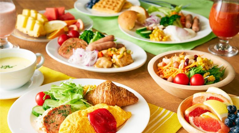 <b>Comfort Hotel Kobe Sannomiya Restaurant</b>. Images powered by <a href="https://iceportal.shijigroup.com/" title="IcePortal" target="_blank">IcePortal</a>.