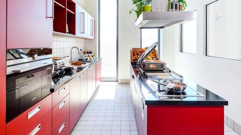 <b>Aparthotel Adagio Bremen Restaurant</b>. Images powered by <a href="https://iceportal.shijigroup.com/" title="IcePortal" target="_blank">IcePortal</a>.